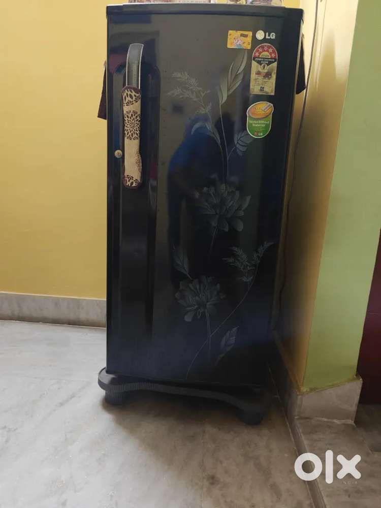 Want to sell my LG Fridge as going to buy a new one