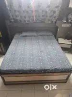 Pure 6*5 Saag Box Bed with Mattress