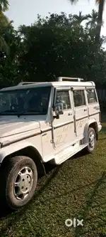 Mahindra Bolero 2015 Diesel 100000 Km Driven