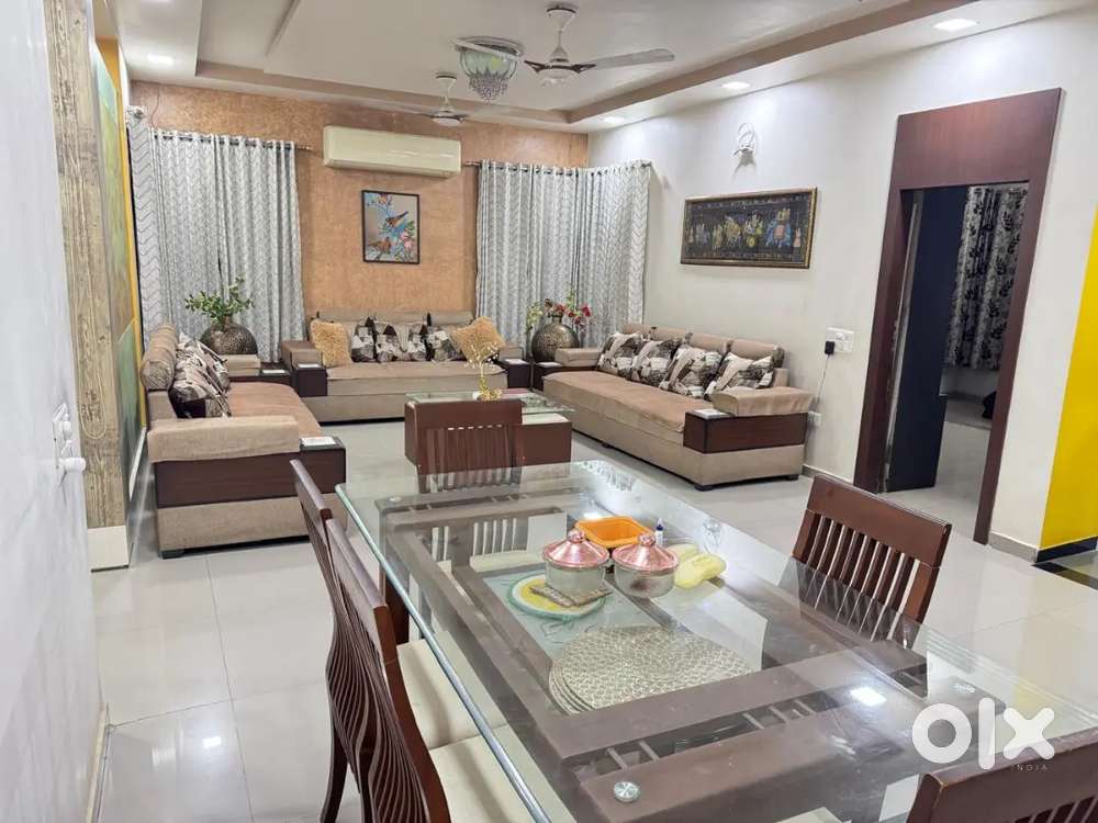 Fully furnished luxury flat for Rent at Shyamal