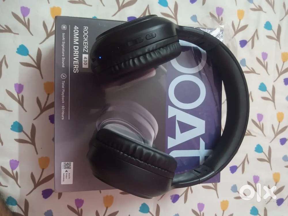 BOAT ROCKERZ 430 (Black)