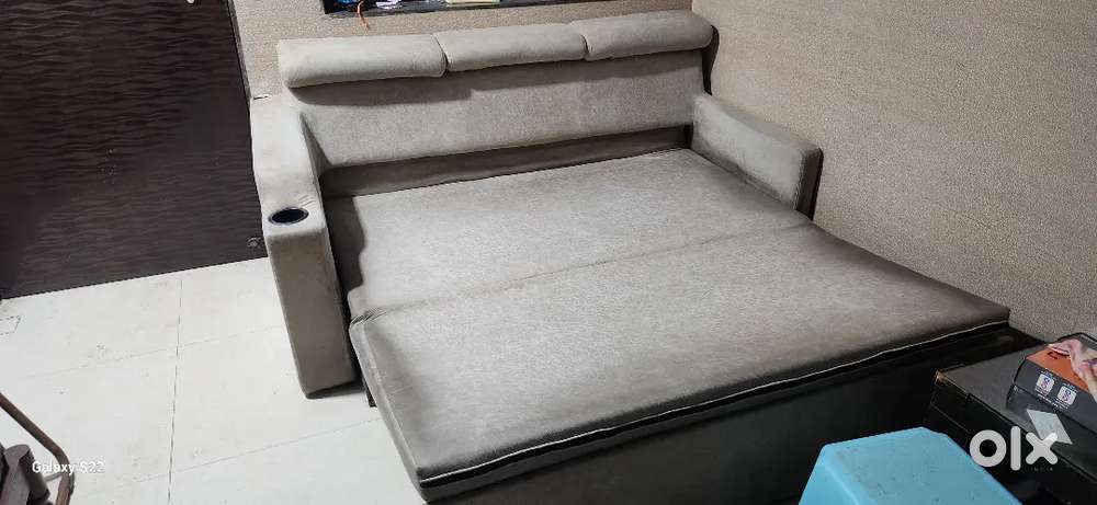 3 Seater sofa cum bed