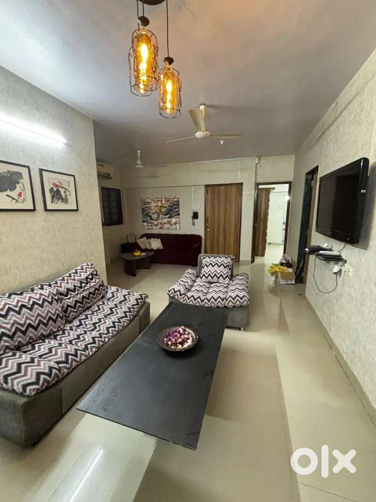 3 BHK Fully Furnished Flat for Rent – Vile Parle (East)