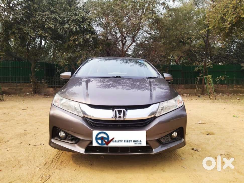 Honda City V AT, 2015, Petrol