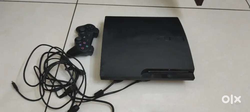 Playstation 3 1TB one controller