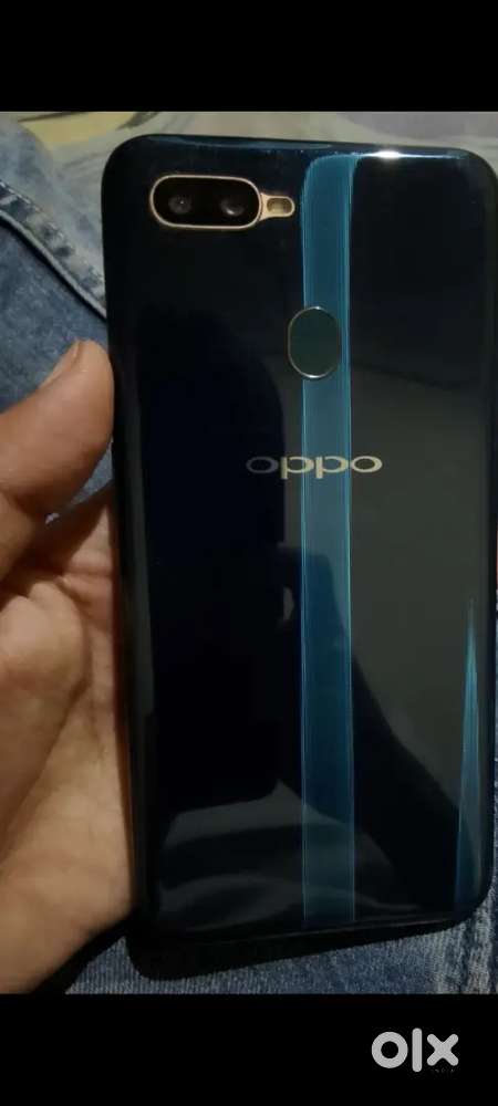 4GB 64GB urgent Sell msg me