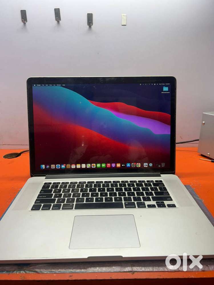Macbook Pro (Retina, 15-inch, Mid 2015