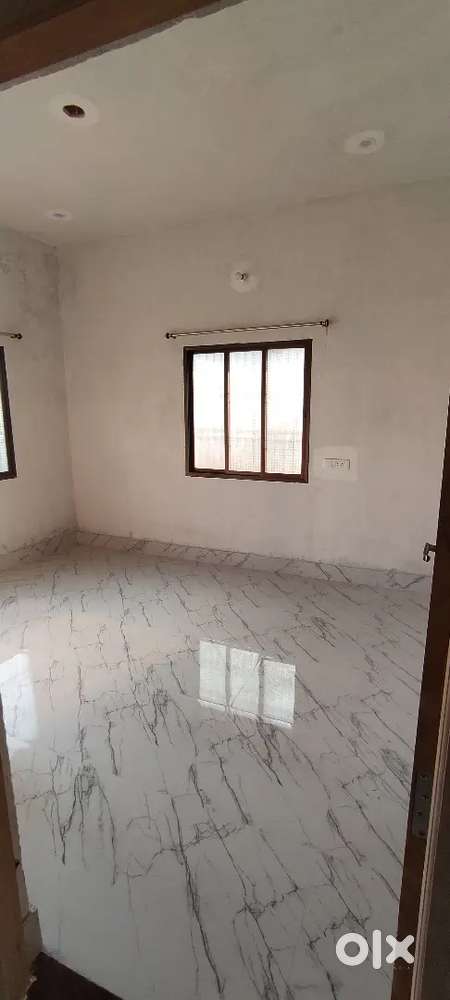 FLAT FOR RENT NEAR RAILWAY STATION AND BUS STAND