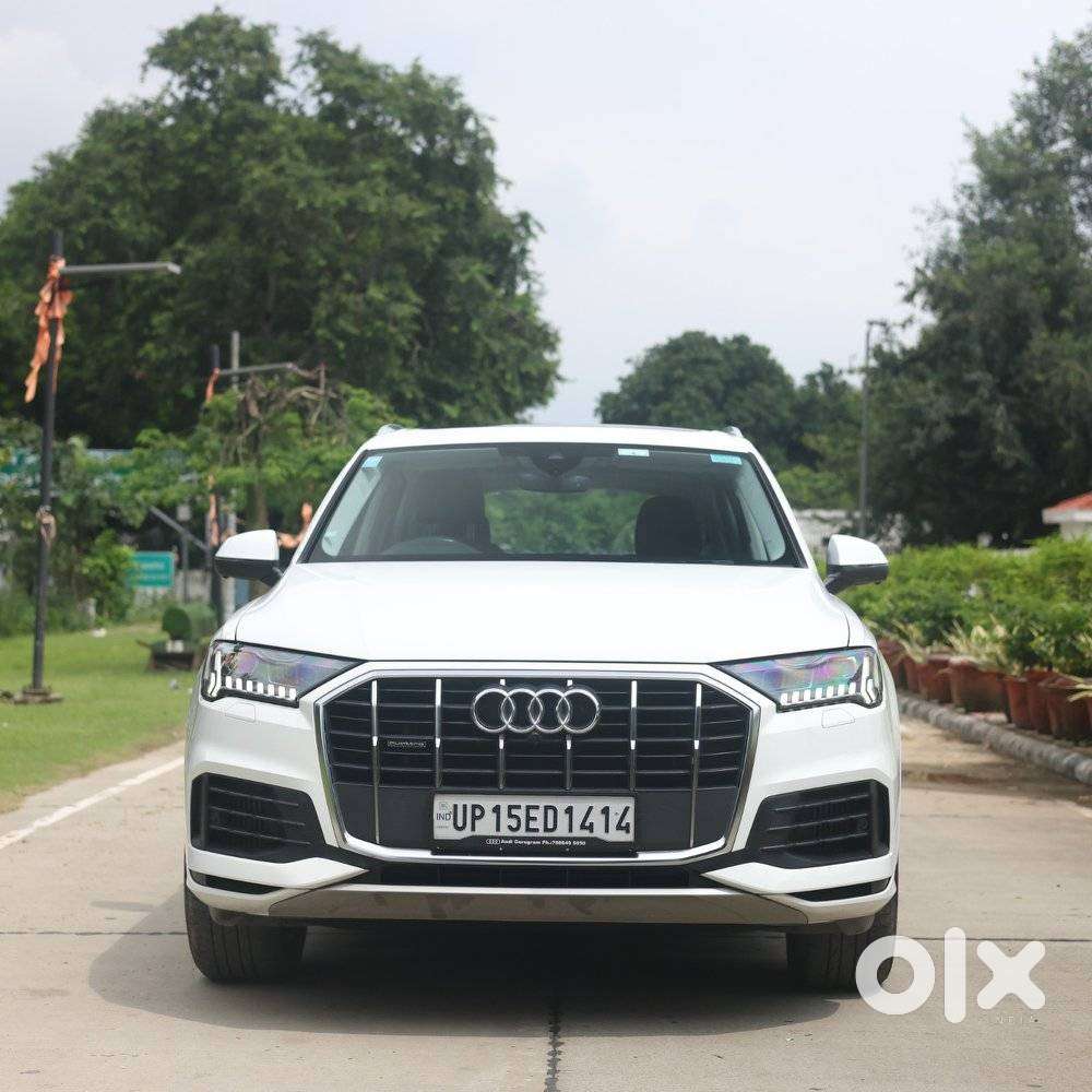 Audi Q7 Technology 55 TFSI w/o Matrix, 2023, Petrol