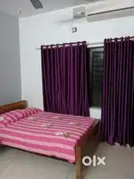 2 rooms with attached bathroom available for ladies