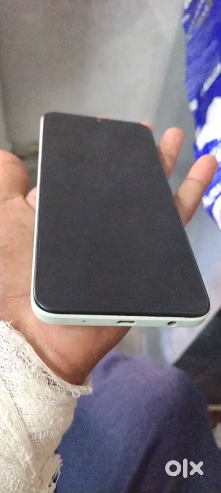 4 gb ram 128 storege