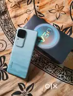 Vivo V30 12/256 GB Exchange iphone 5G Model only