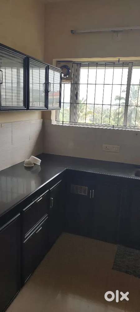2bhk flat for rent derebail near aj hospital