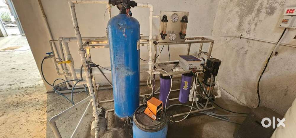 MINERAL WATER PLANT RO SYSTEM WITH MUNUAL FILLING MACHINE