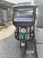 Full maintained condition new battery urgent sell