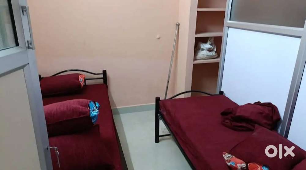 PALLIKARANAI BALAJI DENTAL HOSPITAL NEAR MENS HOSTEL WITH FOOD