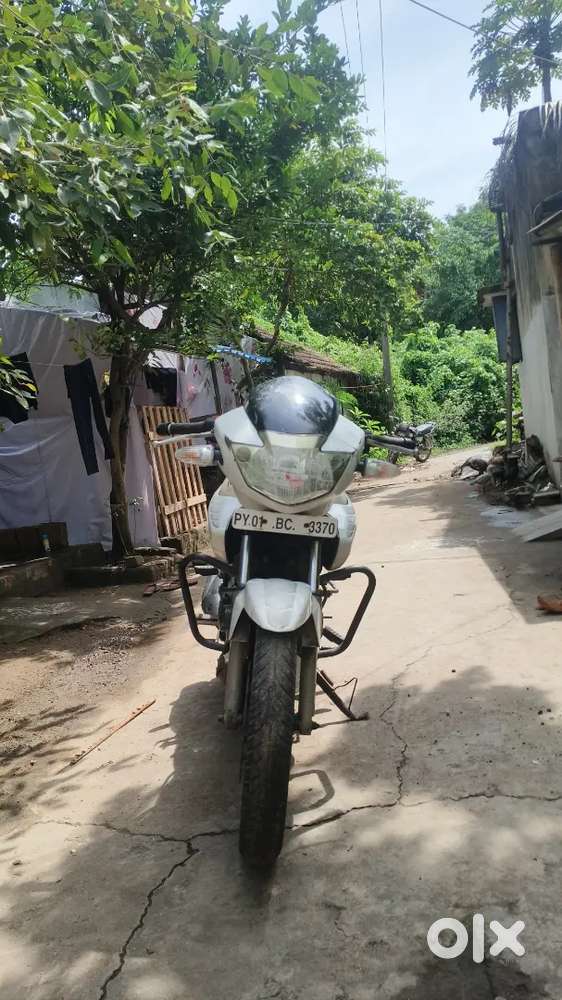 Apache RTR 180 sales