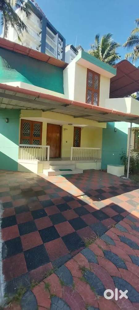 2BHK Beautiful Independent House for Rent Medical College, GG Hospital