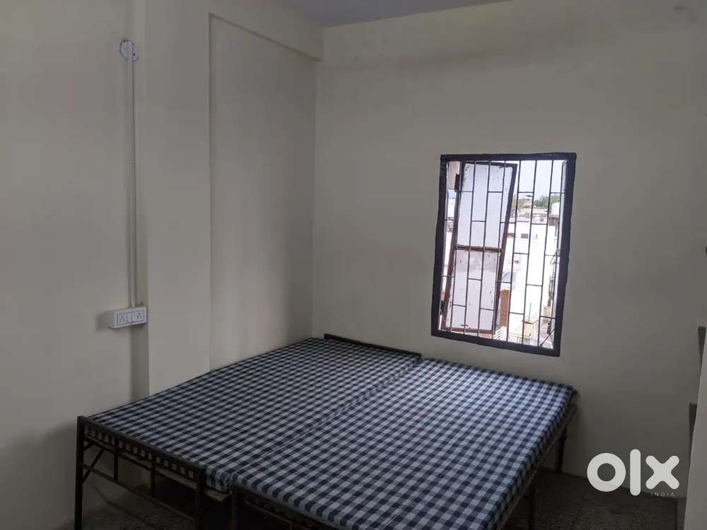 Independent 2BHK Flat in Tilak Nagar