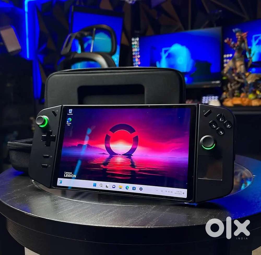 Lenovo Legion Go - Gaming Console 8.8 Inch Screen 144Hz