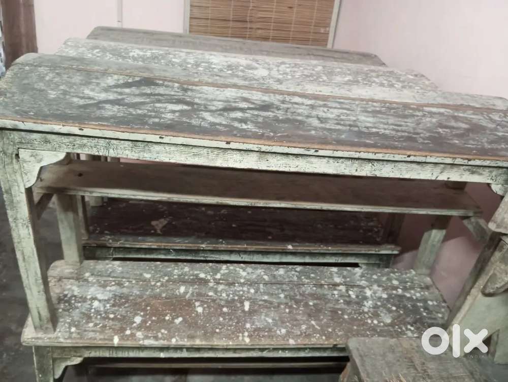 Bench set for Primary schools or coaching center