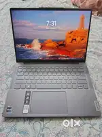 Lenovo Yoga Slim 6 OLED 

i5 13th Gen 

16GB/

512GB