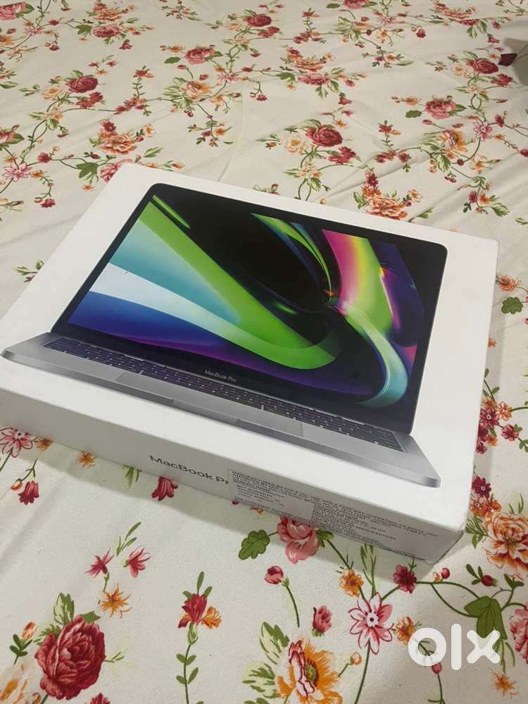 macbook pro m2 13.3inch