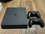 PS4 (PlayStation)