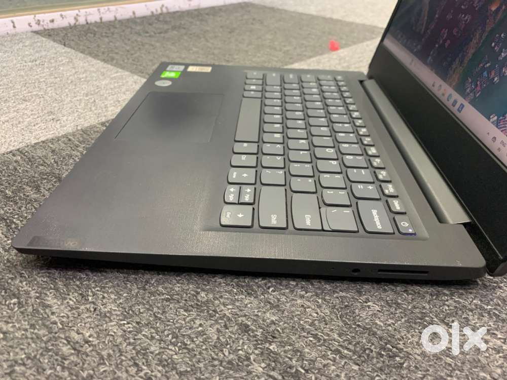 Lenovo v14 laptop/Core i3/10th gen/8GB Ram/256GB SSD/Working Good
