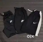 NIKE WINDRUNNER  Size M
