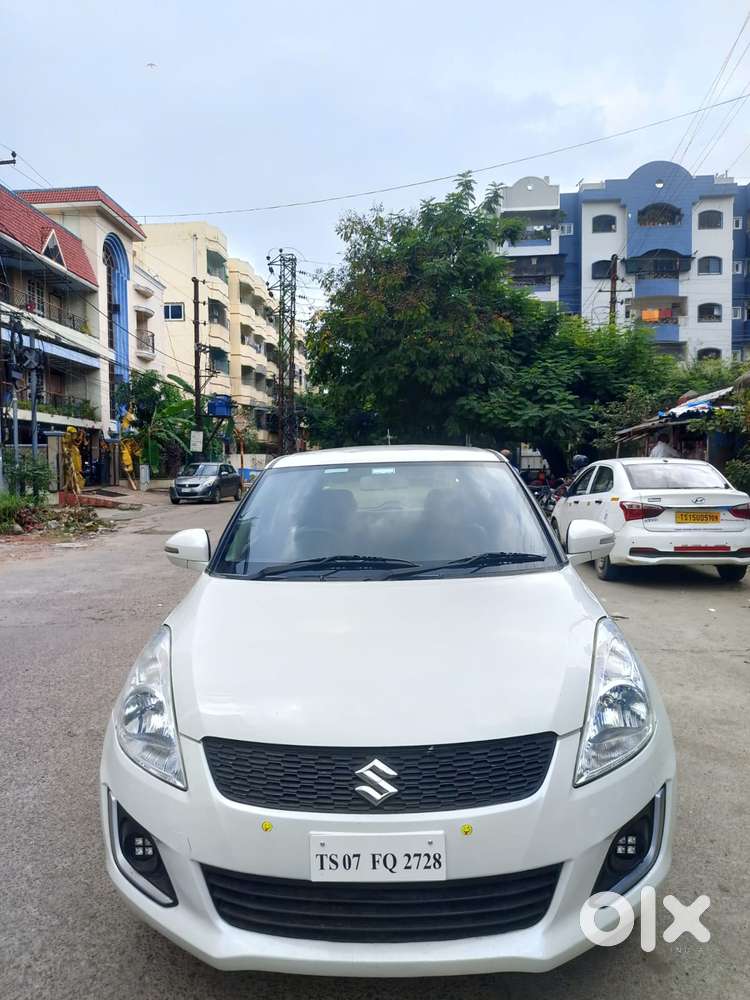 Maruti Suzuki Swift VXI Optional, 2017, Petrol