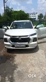 Fully loaded single owner vehicle