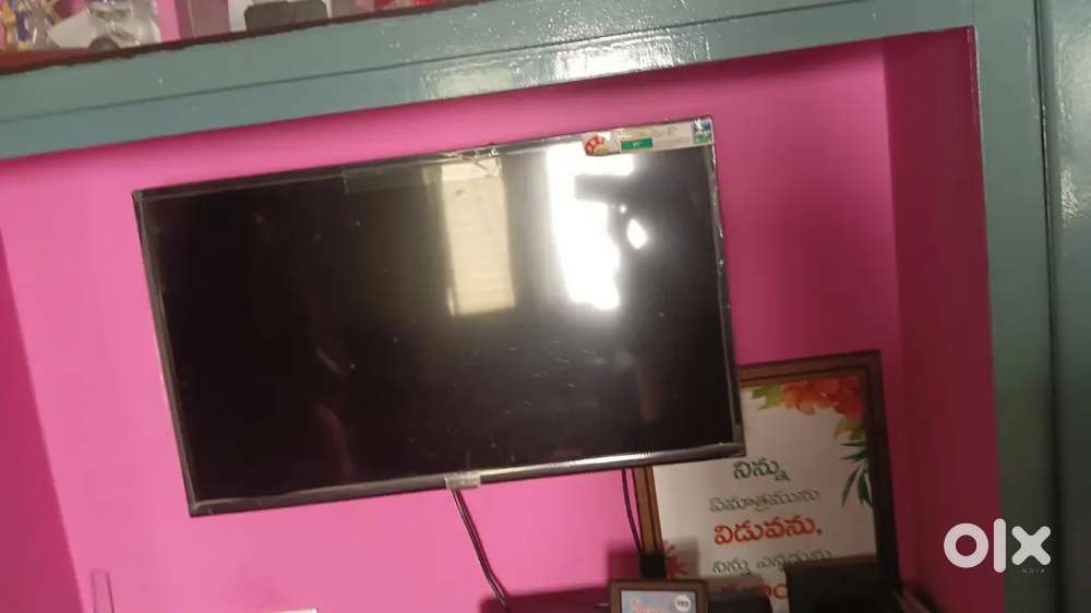 Panasonic 43 inches 4k TV