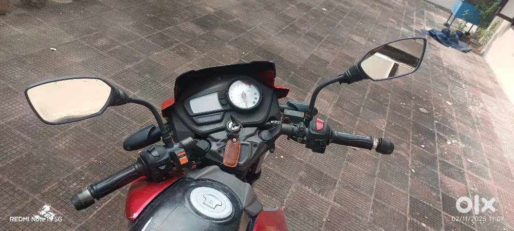 Apache RTR 160 Red-Black