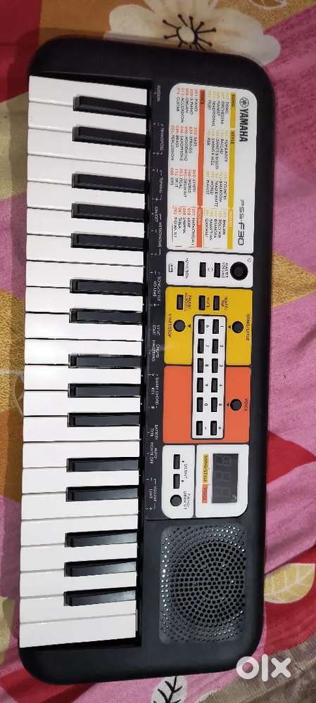Yamaha keyboard brand new 3month old