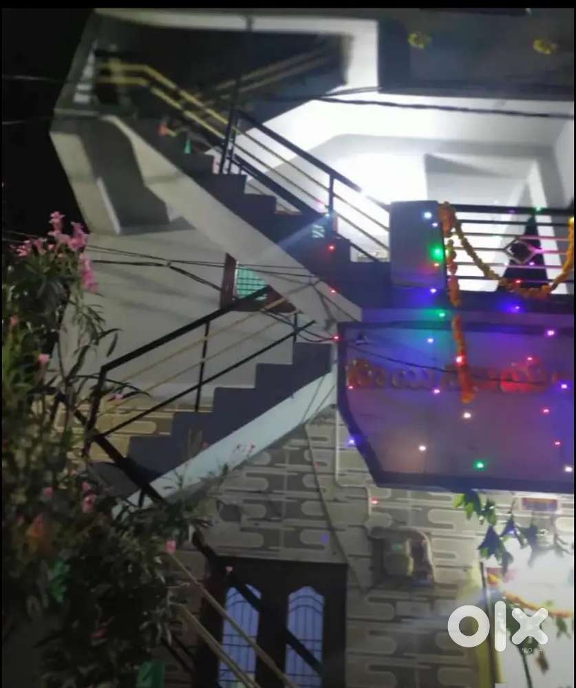 1 BHK Bedroom in First Floor