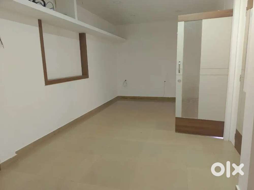 700 sqft office space near KK road