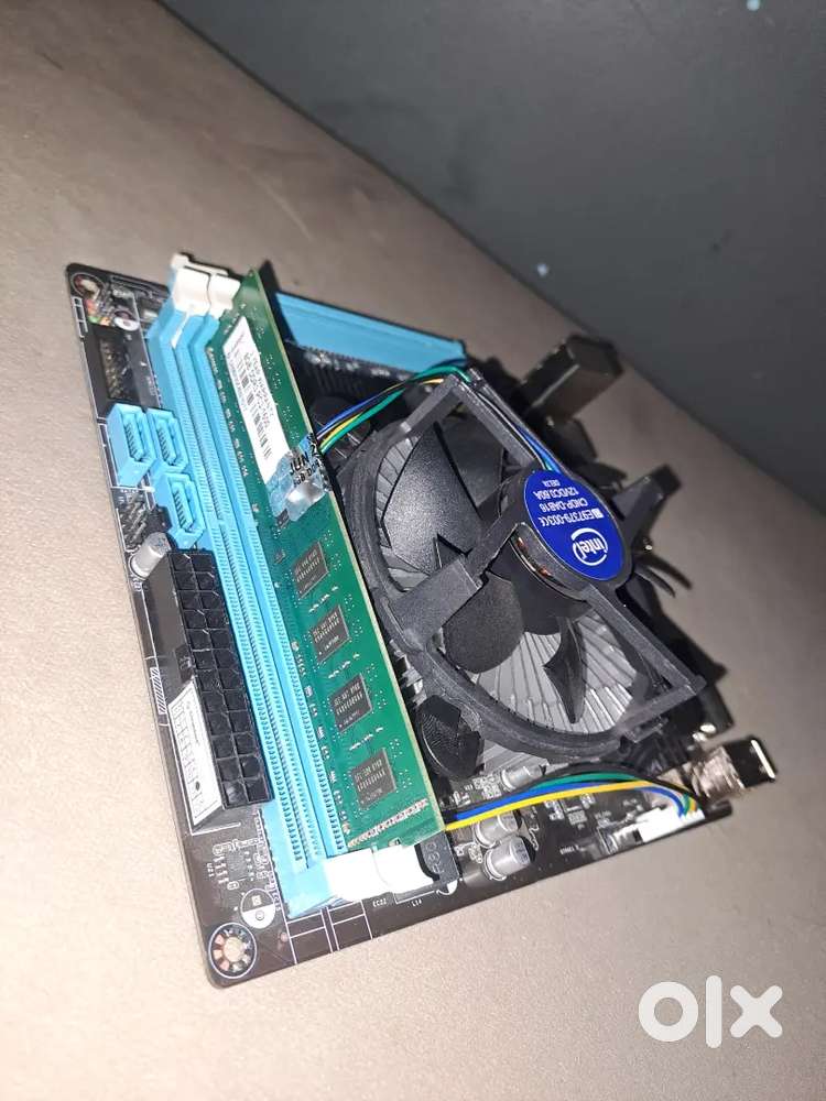 Intel core i7 mother board 16 gb ram installed already