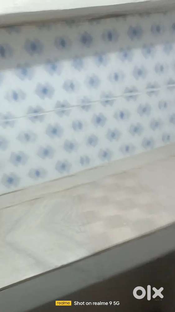 Need a partner 2 rooms are there bed and fan also there