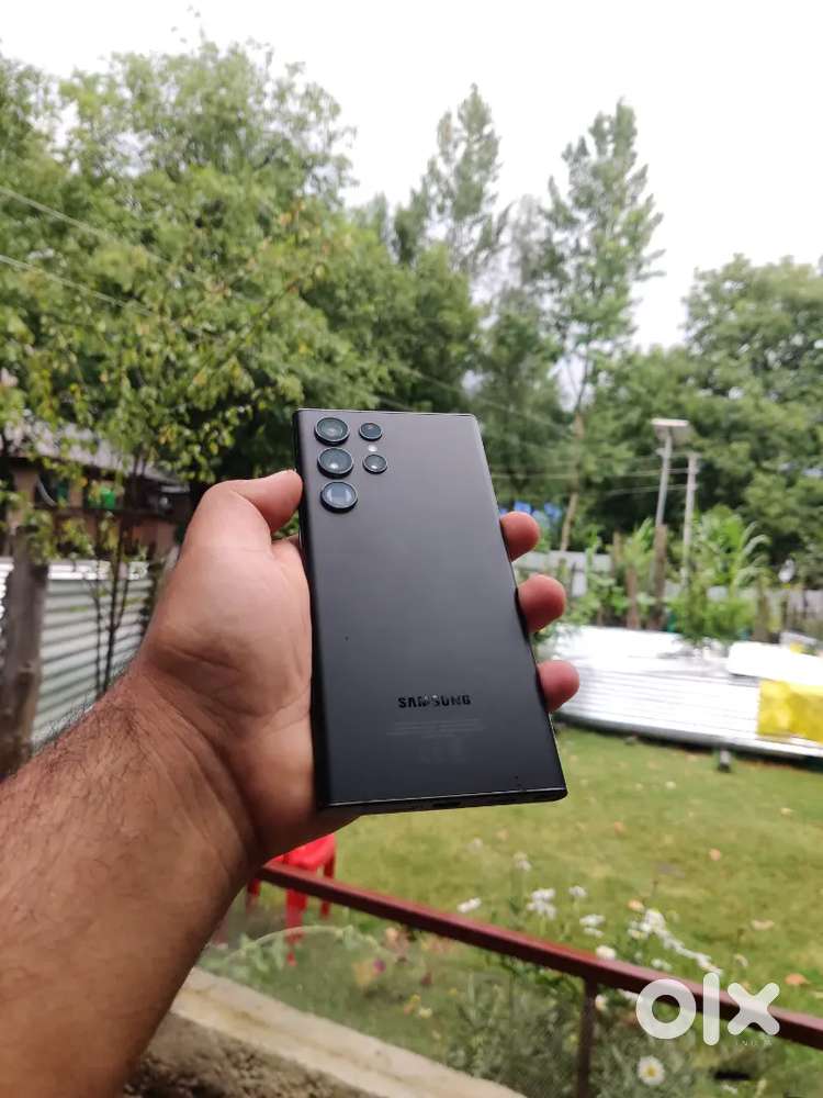 S 22 ultra  12 256gb phantom black