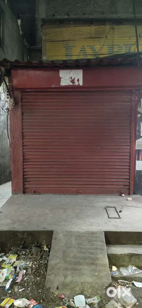 Road touch shop for sale in Tingrenagar / Vishrantwadi