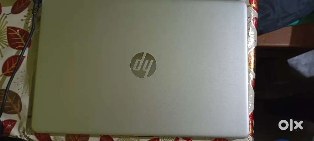 Hp laptop selling