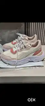 Puma Sneakers woman