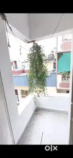 Need room mate couple or girls only