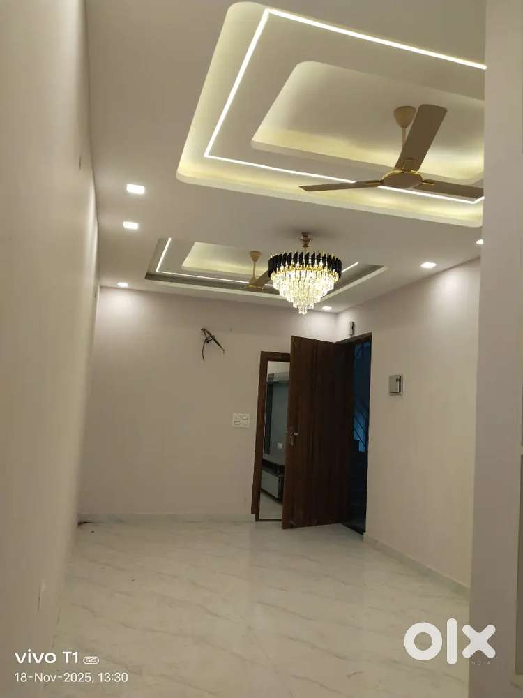 Flat For sale in Gujrada Mansingh