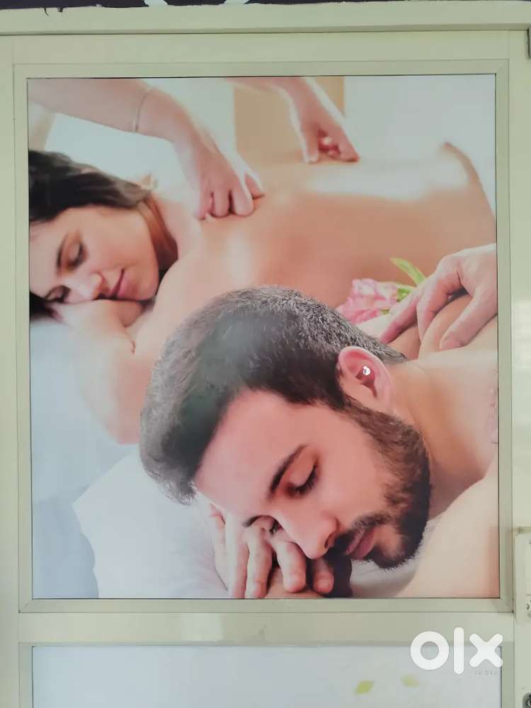 Fimale staff therapist