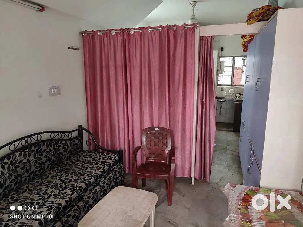 Furnished Rack and 1bhk Flat To-Let for Transferable Service class