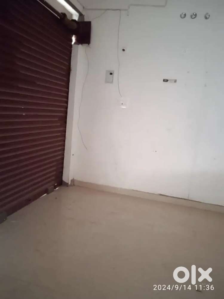 Shop for rent