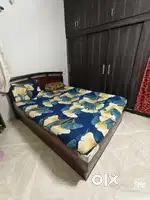 Double bed 5.5 feet x 6.5 feet with storage box