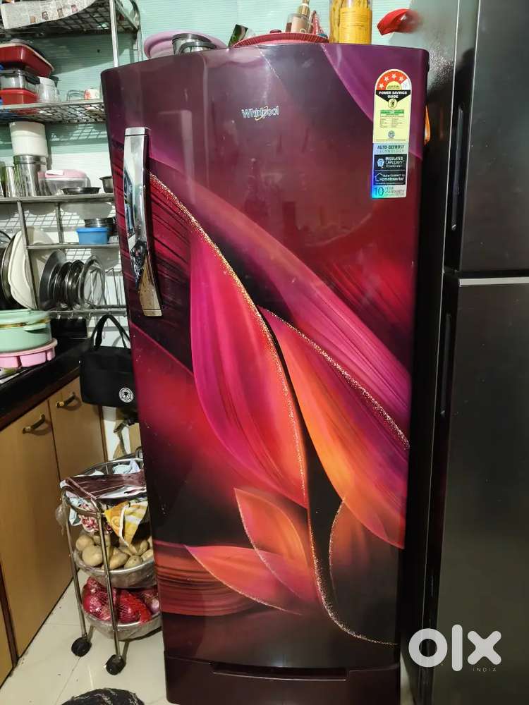 236 litre Big fridge , whirlpool, frost free technology